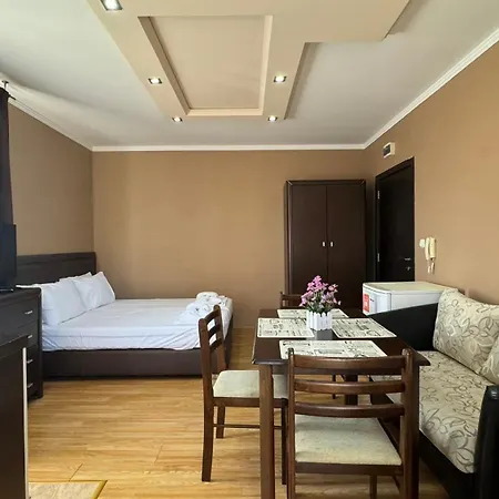 Bratanov Bahami Апартаменты Солнечный берег