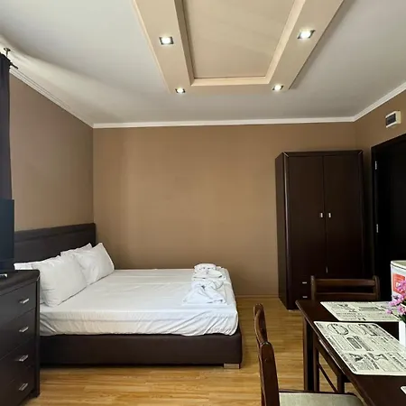 Bratanov Bahami Apartment